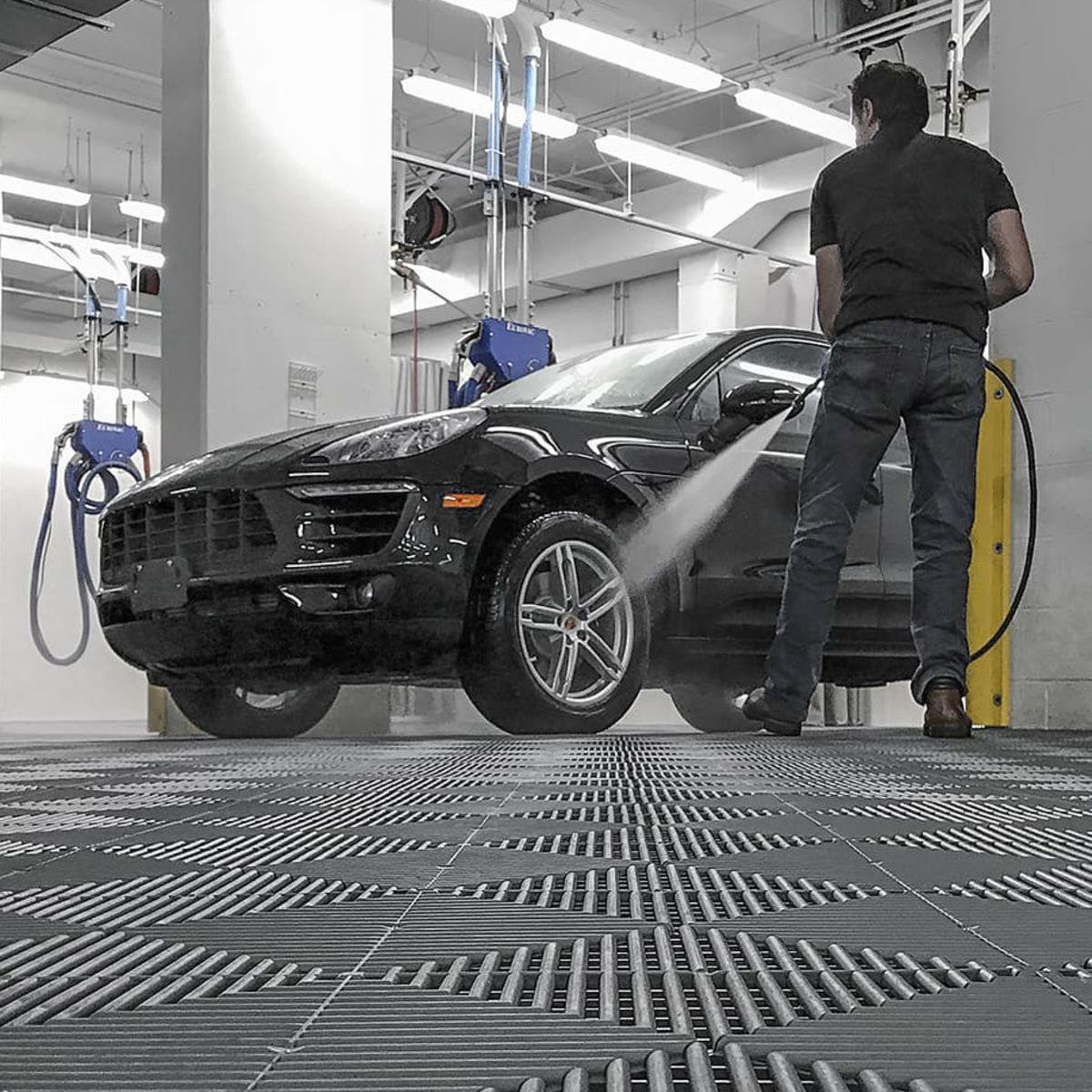 HOTSYSTEM Interlocking Garage Floor Tiles - 20 Pack, 15.7" X 15.7", 0.7" Thick Polypropylene, Grey Non-Slip Tiles